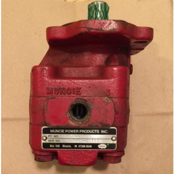 Muncie PK Series Hydraulic Gear Motor PK49BPBB 4 GPM 1000 RPM Pump #1 image