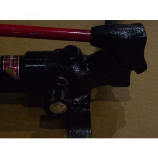 Izumi HP180 10,000 PSI Hand  Pump #4 image