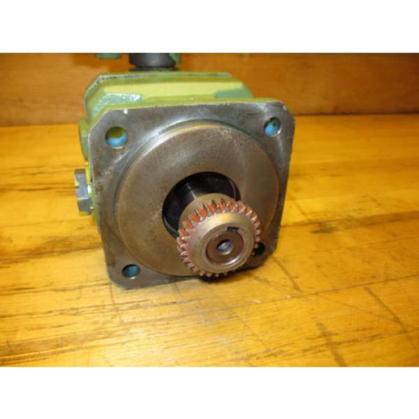 Vickers GPA216EK130R Hydraulic Gear 0286440 Pump #4 image