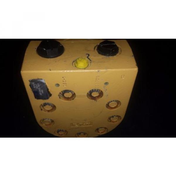 Eaton CharLynn HP 30 SERIES Hydraulic Motor 1870051002 | UsedGuaranteed Pump #5 image