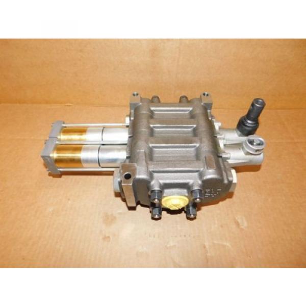 Glalbreath A3205 2 Spool Hydraulic Valve w/Air Needs Valve Acuator New Pump #4 image