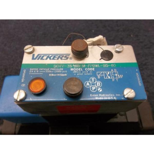 VICKERS HYDRAULIC CONTROL DIRECTIONAL PILOT VALVE F3DG5S82BMFPBWLB530 NEW Pump #2 image