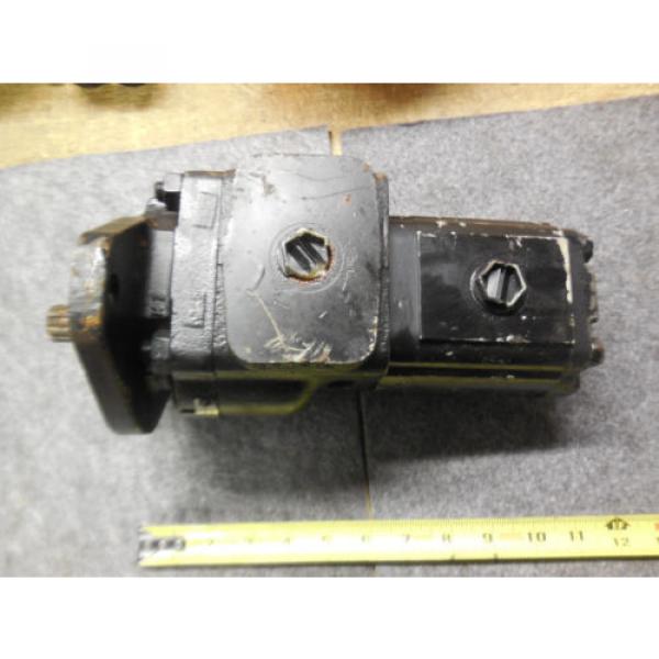 NEW PARKER COMMERCIAL HYDRAULIC # 3359400035 # 6400C Pump #3 image