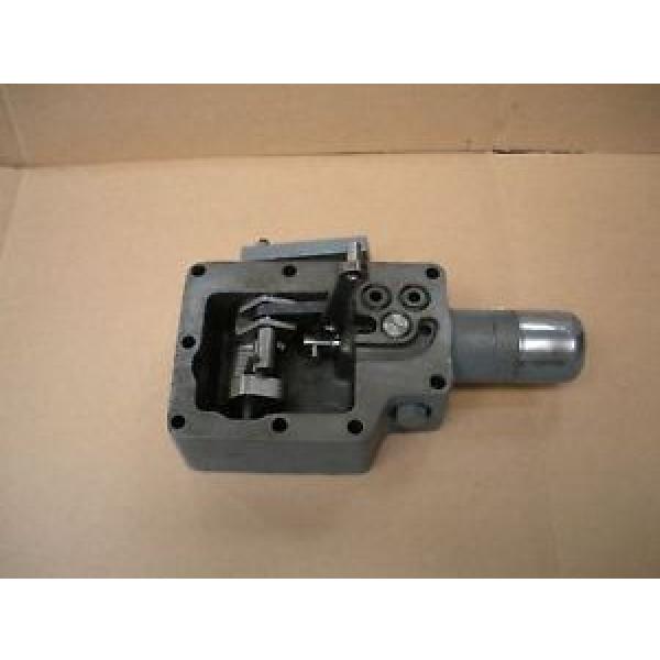 SUNDSTRAND MDC CONTROL 95103682000NOS Pump #1 image