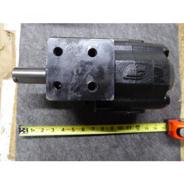 NEW PARKER COMMERCIAL HYDRAULIC 3039310418 # 310600 Pump #3 image