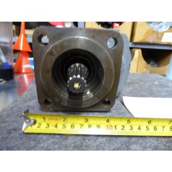 NEW PARKER COMMERCIAL HYDRAULIC # 3139310387 Pump #2 image