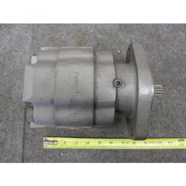 NEW CAVEN HYDRAULIC # M5B2B14SE12 Pump #1 image