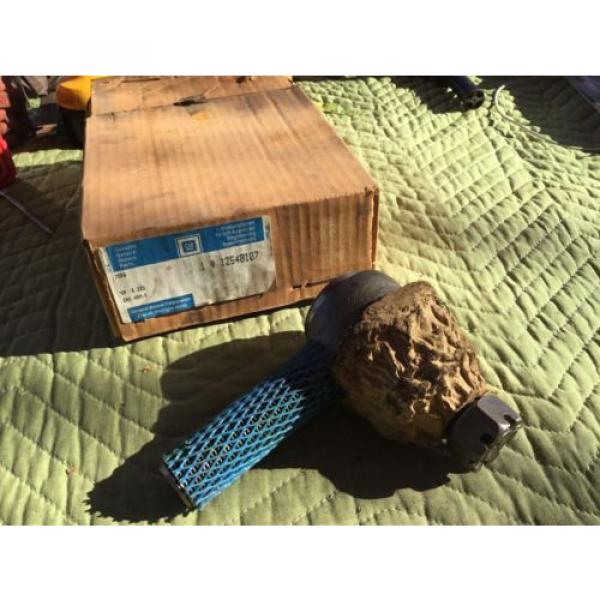 Genuine Gm Tie Rod End 12548107 Nos New #1 image