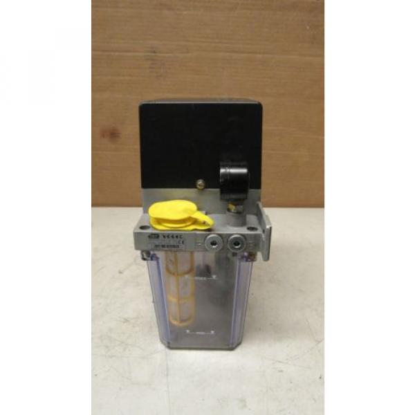 SKF VOGEL MKU11-KW2-0005+428 GREASE LUBE OIL LUBRICATION PUMP 230V .1L/MIN 16BAR #2 image